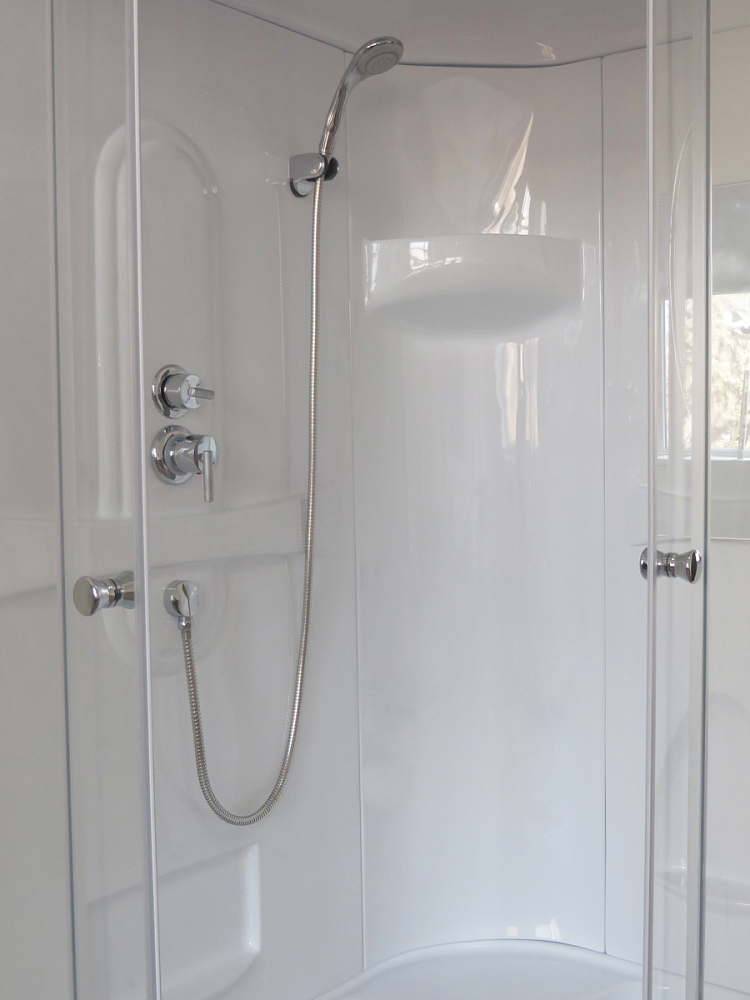 Душевая кабина Royal Bath RB 8100BP1-T (прозрачное) L - 3